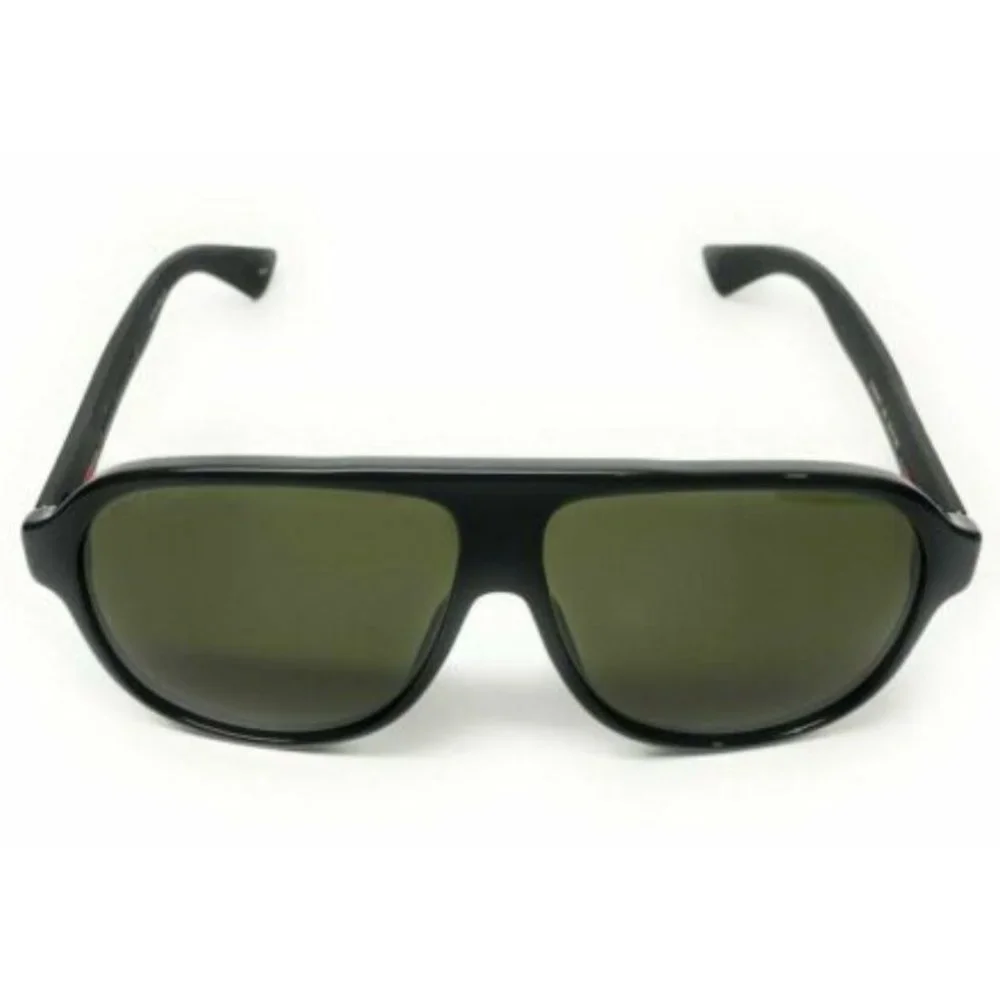 Gucci Men's Black Square Sunglasses!